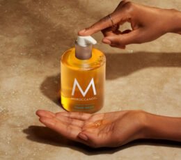 FRAGANCE HAND WASH 360 ML MOROCCANOIL 27537 1jpeg - Desstenee Supply FRAGANCE HAND WASH 360 ML MOROCCANOIL 27537 1jpeg