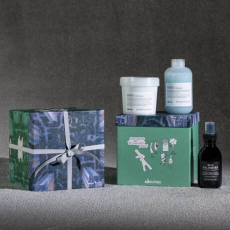 DAVINES KIT NAVIDEÑO MINU 2024